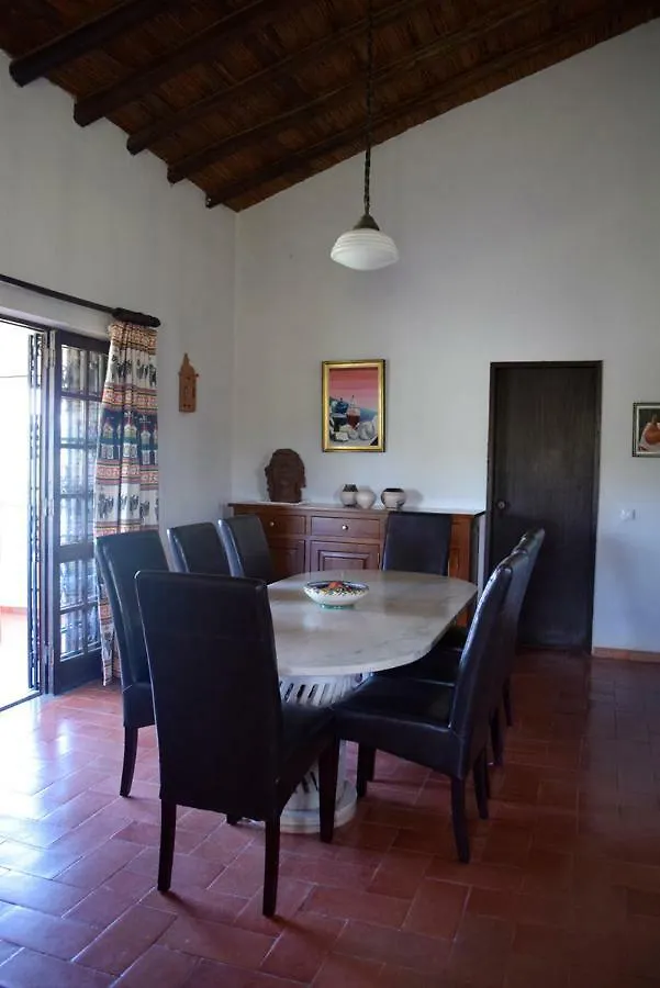 Algarve Booking Casa Alfarrobeira Benagil Caves Private Parking Airco Heated Private Pool - Al Carvoeiro  Holiday home Carvoeiro (Lagoa)